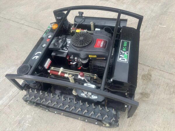 Dax 900 Professional Remote Controlled Slope Mower - Image 5