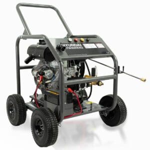 Hyundai 4000psi / 275 bar Diesel Pressure Washer, Annovi Reverberi Triplex Pump, 13L/min with 10m Hose